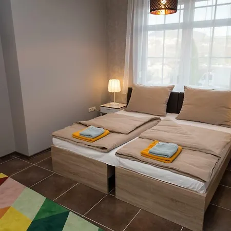 Deák 37 Apartamento *